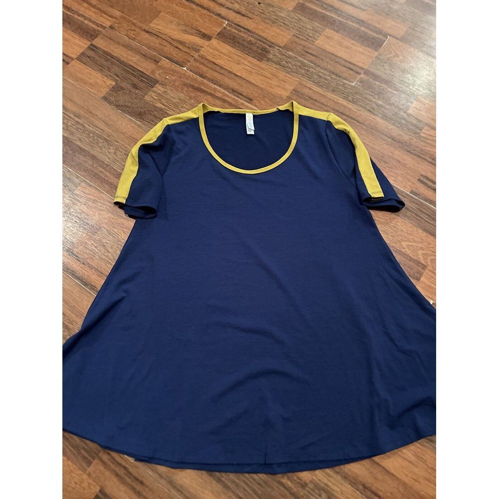 Lularoe Simply Comfortable Medium Top Blue Yellow